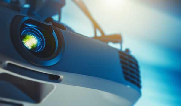 Epson EH-TW9400 vs. Gaming: Wie Sie den Beamer für Spiele einrichten